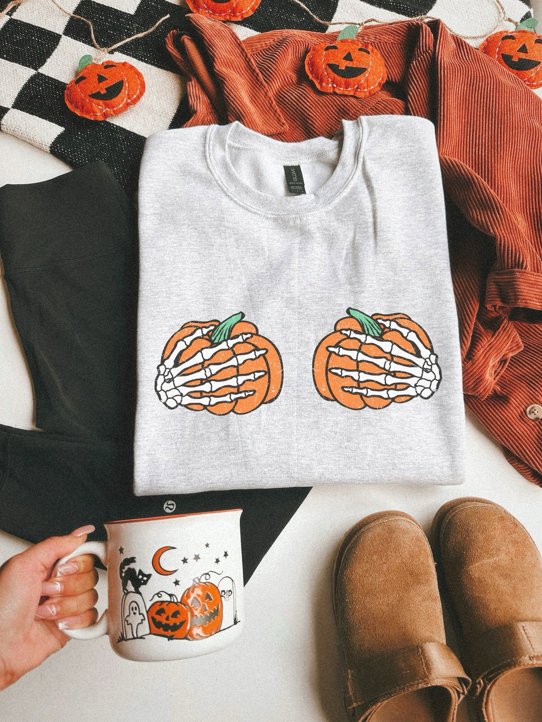 Pumpkin Skull Hands Crew